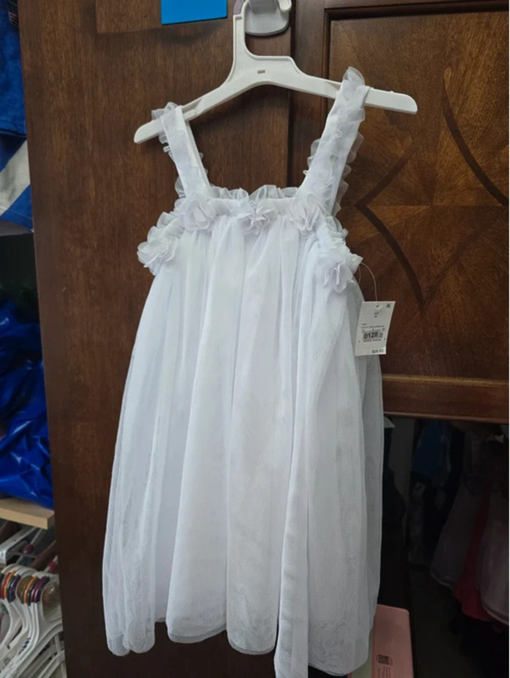 3t brand new dress from target item.128G7
